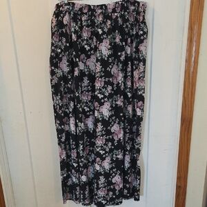 Floral Black and Pink Women's Wideleg Pants
